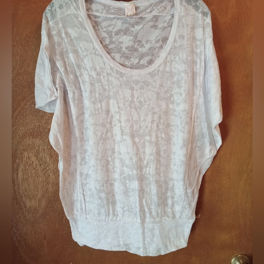 Freeloader woman's top.